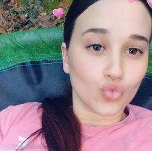 Meet your Posher, Catherine